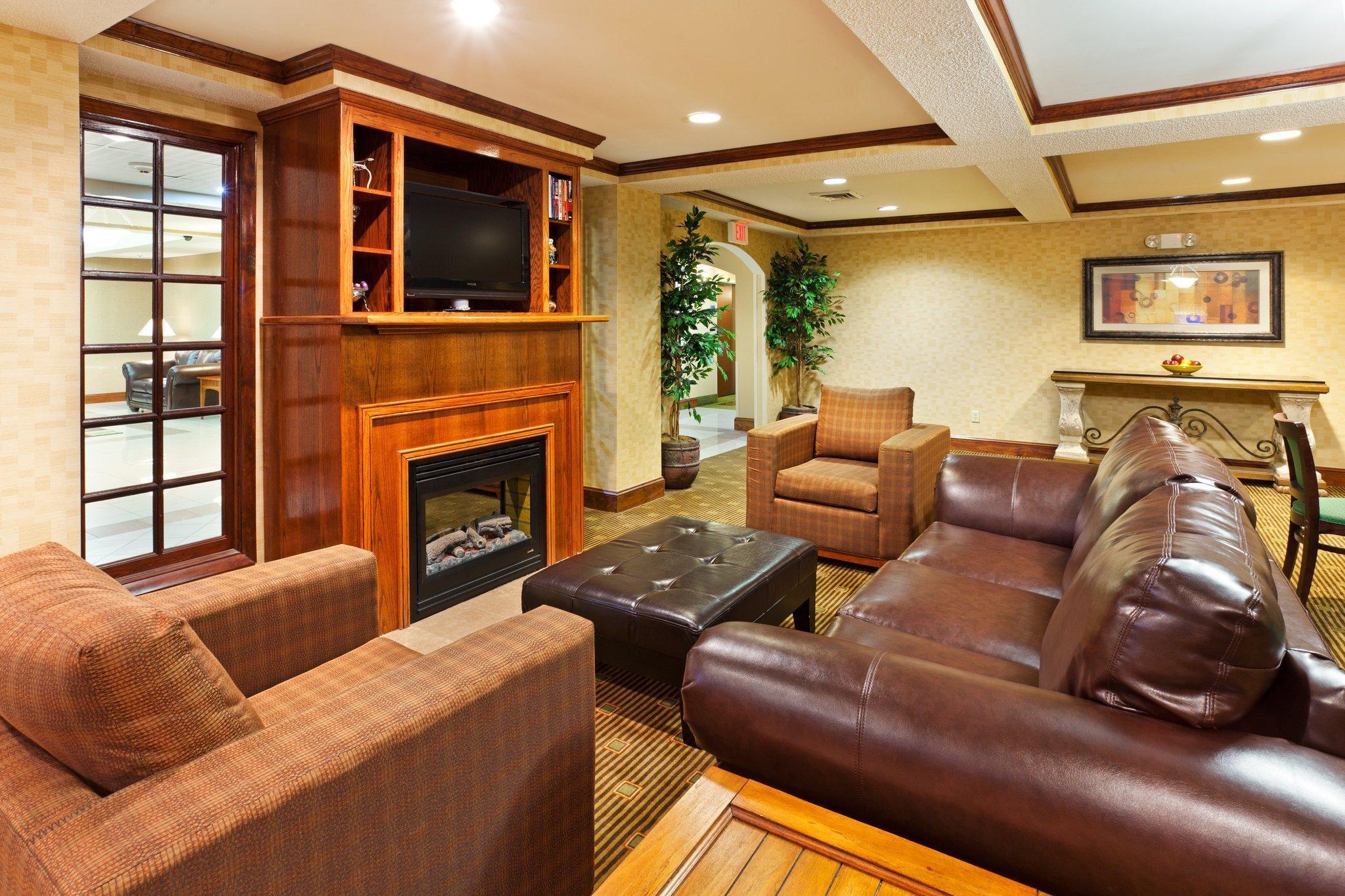 Holiday Inn Express & Suites Reidsville By Ihg Eksteriør billede
